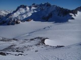 De bajada...vista a la cabecera norte del glaciar Cortaderal.jpg