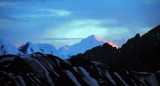 Desde nuestro campamento durante el terreno con la University of British Columbia, podíamos ver a la distancia la omnipresente cumbre del Mount Logan.