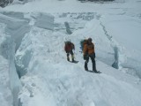 Lolo Gonzalez y Juanjo Garra Trayecto CB a C1 Glaciar Solo Khumbu