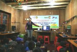 Talking to Photoksar students