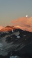 El muerto al atardecer, vista bajando desde el crater del Ojos