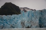 Comienza a aparecer el volcán Reclus.