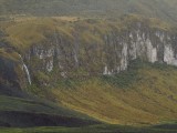 cascadas en la laguna del Otun