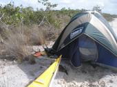 Campamento de la 2ª noche entre el mangle rojo