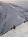 77 Subiendo hacia la cumbre.