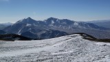 Crater Ojos del Salado, al fondo, el Nevado 3 Cruces